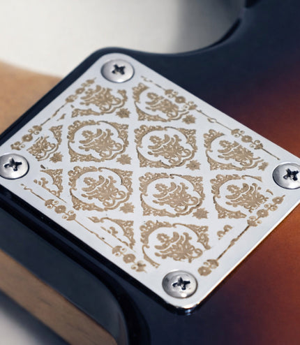 Neck plate - Champagne edition - Fender Compatible