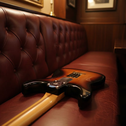 Guitar Wall Mount - Levitation effect - Compatible Fender ® & other brands, Silver Edition