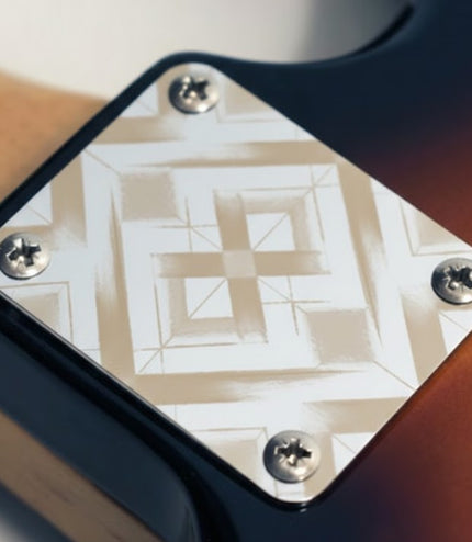 Neck Plate de guitare - Losanges infinis - Taille Fender