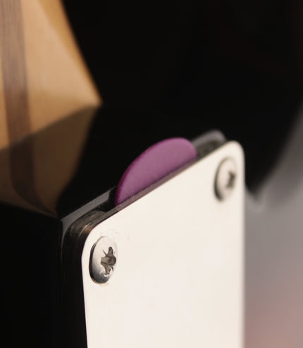 Pick Pocket - Silver edition - Patented Guitar Pick holder - Fender compatible