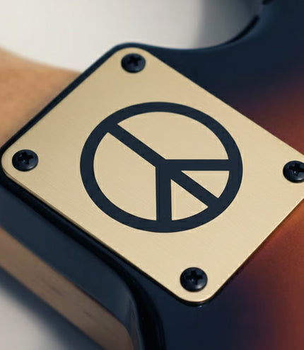 Guitar neck plate - Peace and love - Fender size
