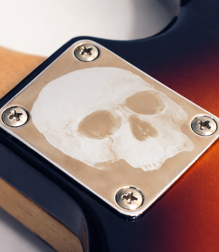 Neck Plate de guitare - Tête de mort - Taille Fender