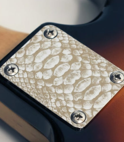 Guitar neck plate - Snake skin - Fender size